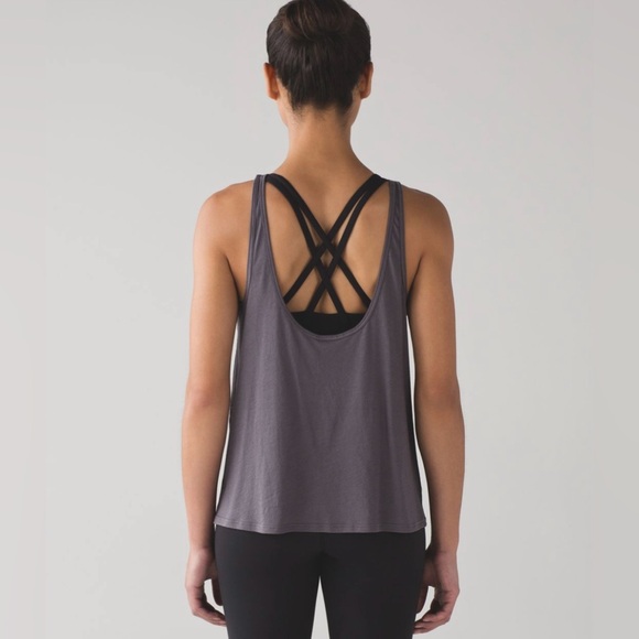 lululemon athletica Tops - 🍋 Lululemon “Get Low Scoop Tank” 🍋 EUC ⭐️LIKE NEW⭐️ {Sz: 6} 💜purplish gray🩶